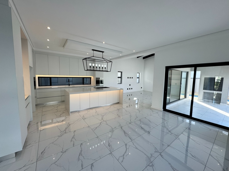 3 Bedroom Property for Sale in Sandown Western Cape